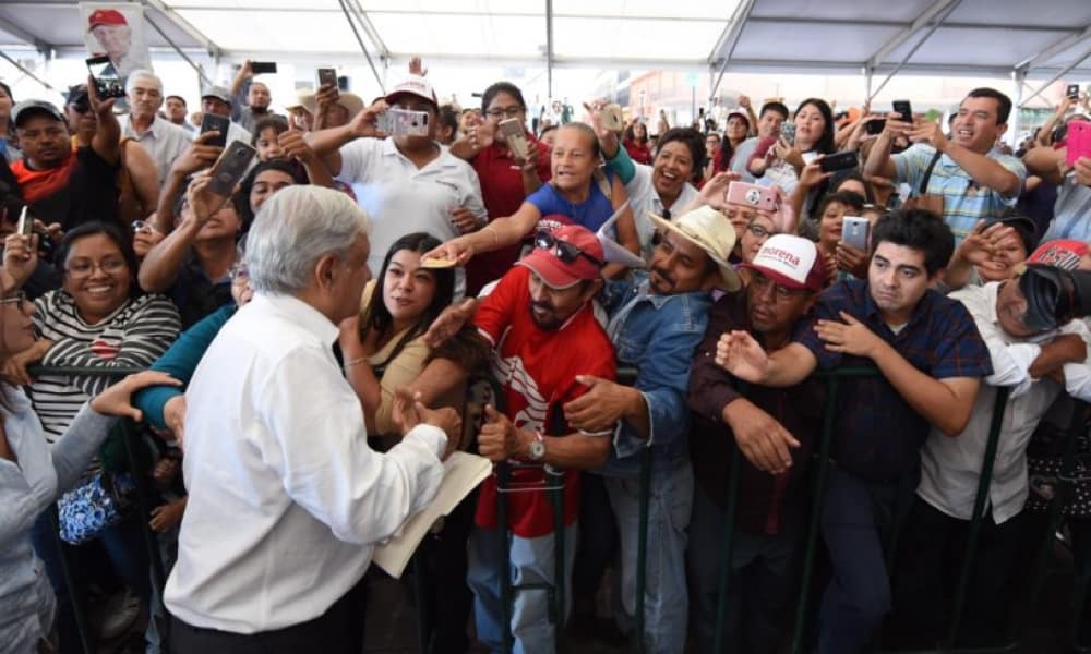 Andrés Manuel López Obrador en un mitin en SLP