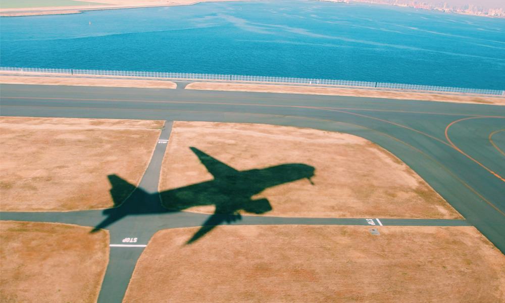 Los grupos aeroportuarios en la BMV fueron otras víctimas de la cancelación del NAIM (Foto: Yu Kato on Unsplash