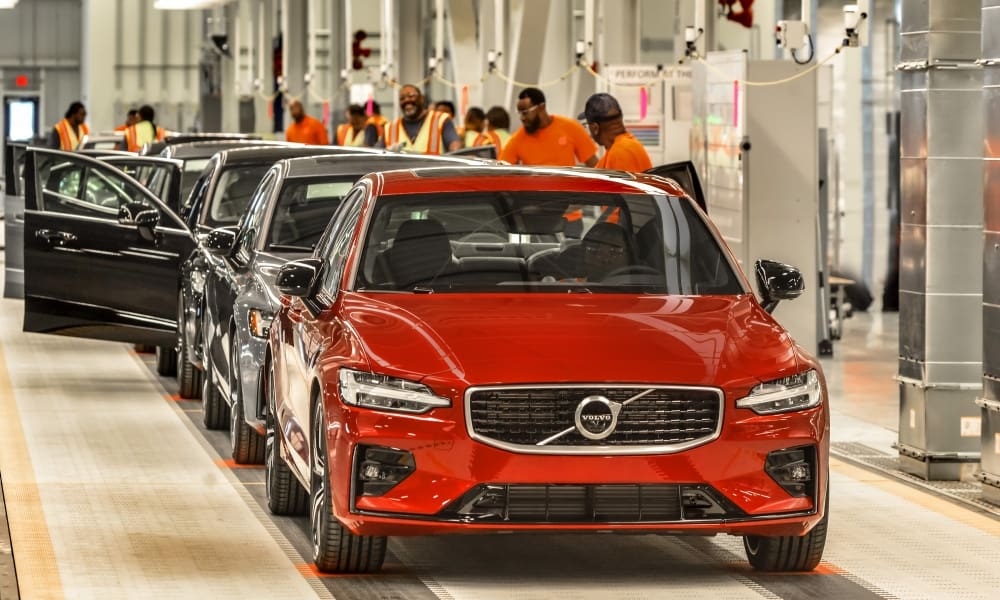 Línea de producción del Volvo S60 en Carolina del Sur