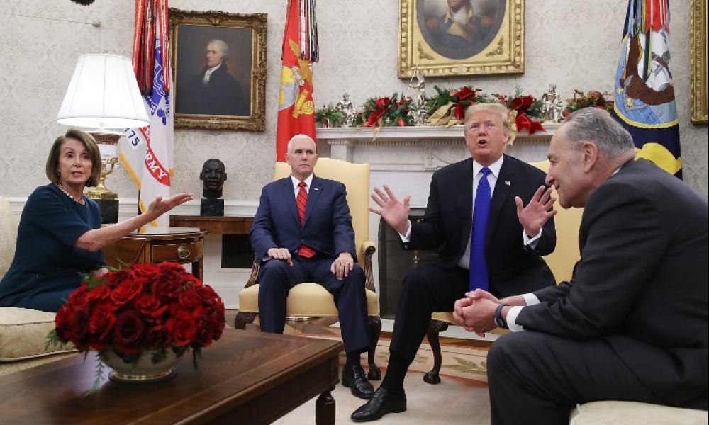 Nancy Pelosi, Mike Pence, Donald Trump y Chuck Schume