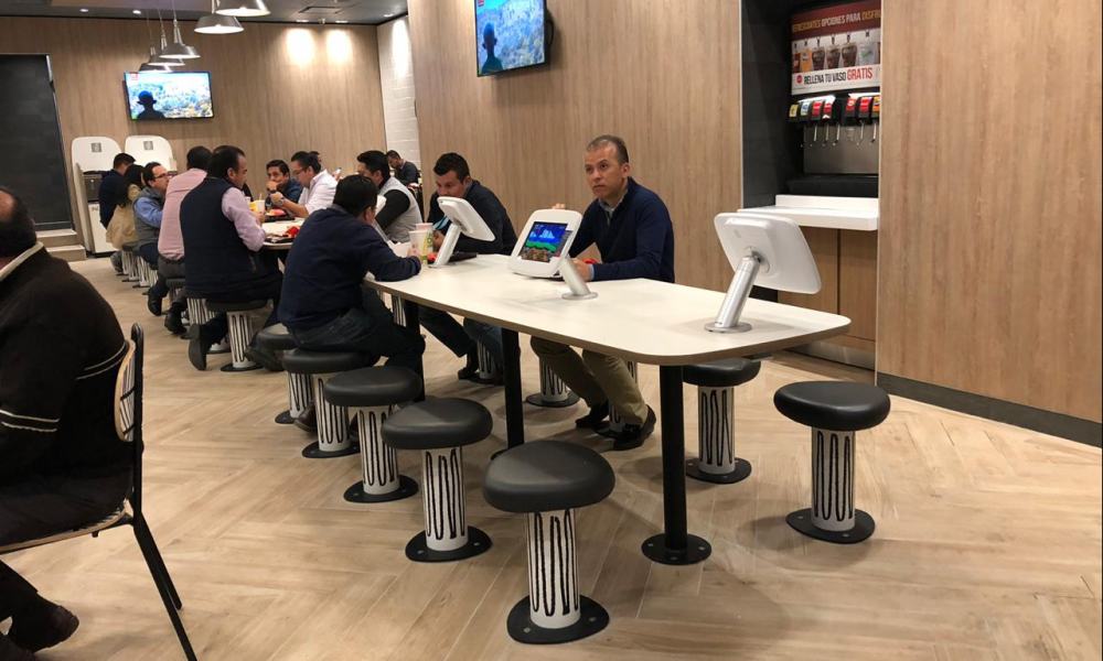 McDonald's con tablets