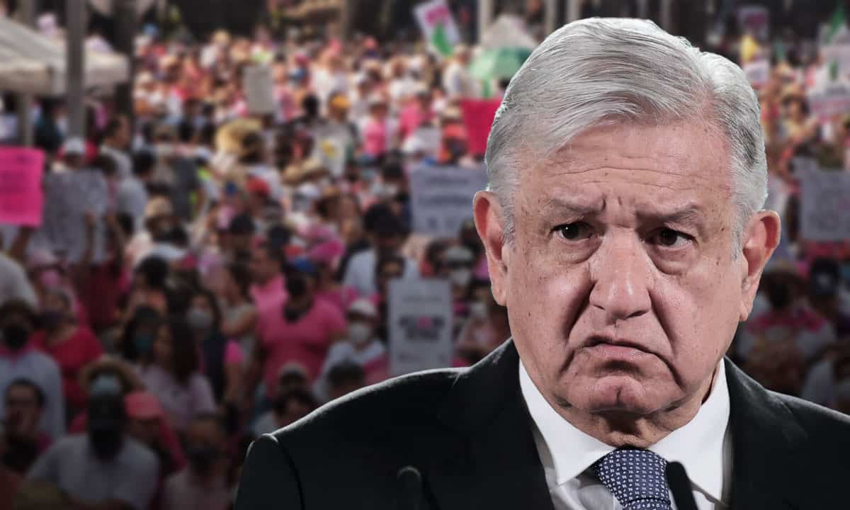 No participó mucha gente dice AMLO sobre marcha a favor del INE