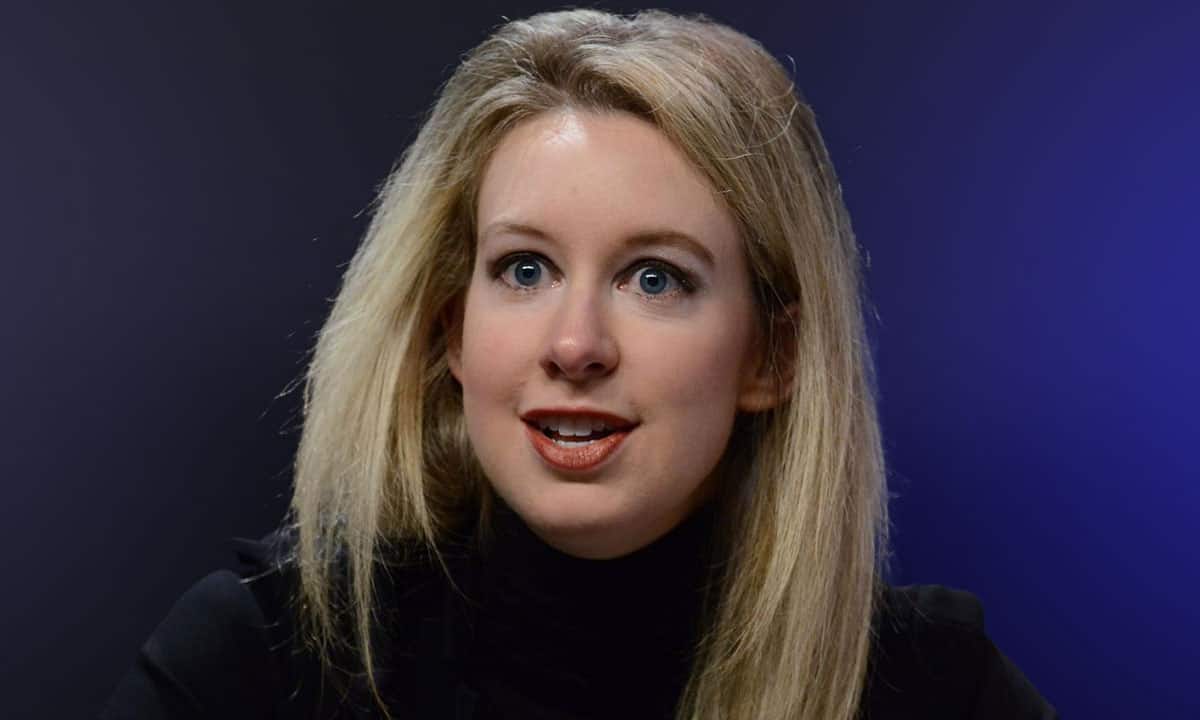 Elizabeth Holmes no planea huir a México