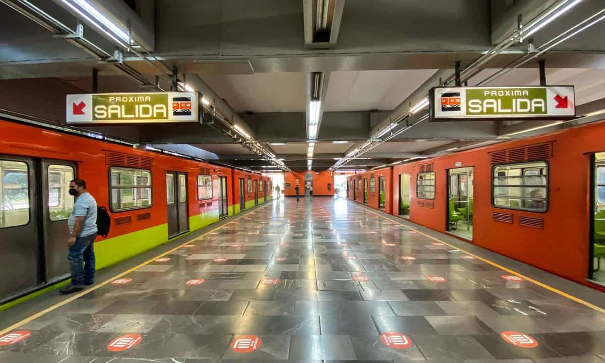 Línea 3 del Metro sigue con afectaciones tras choque de trenes