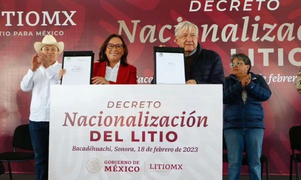 AMLO firma decreto para entregar concesión de reservas de litio a Sener