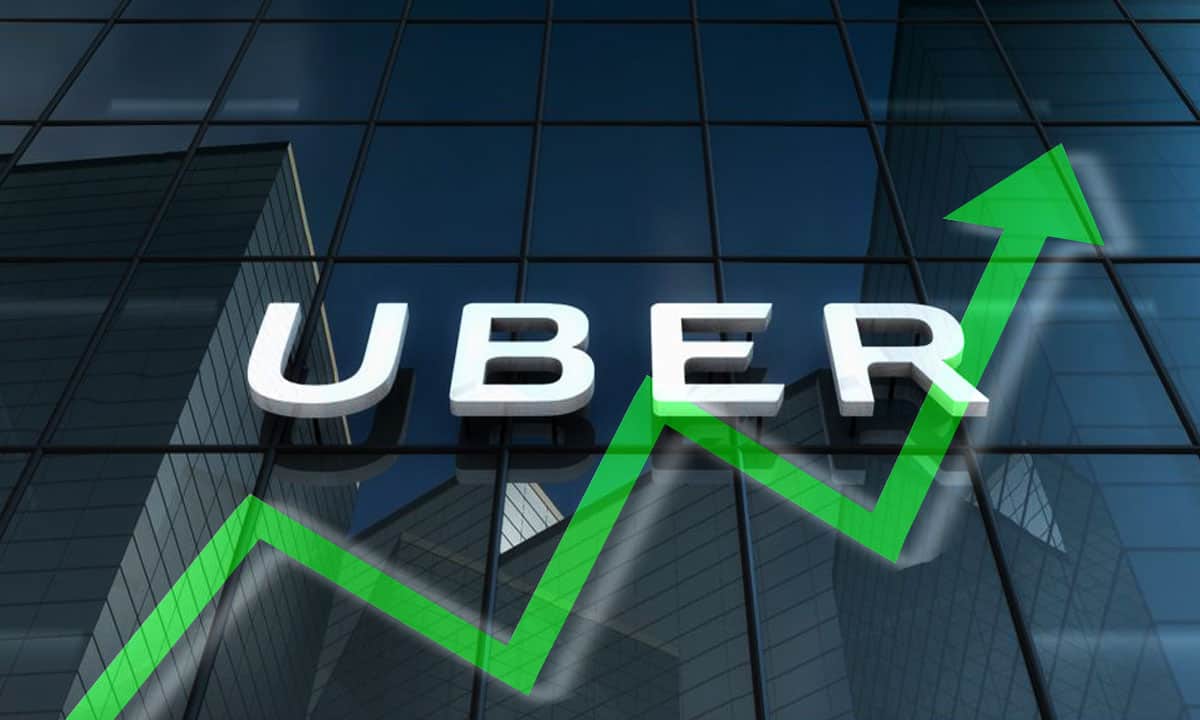 Viajes compartidos impulsan a Uber en 4T22